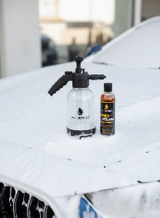 AutoPrro Shampoo and Spray bottle for better shine 